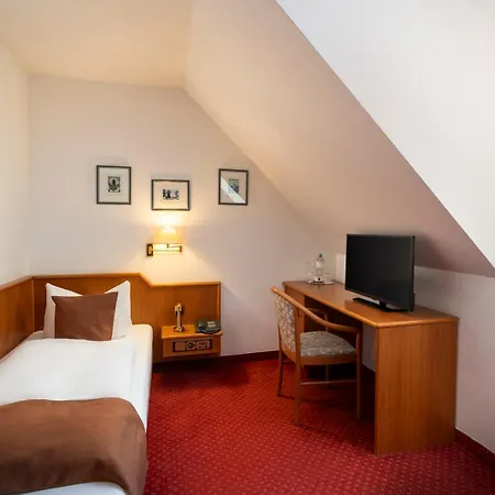 Arkaden Hotel 3*